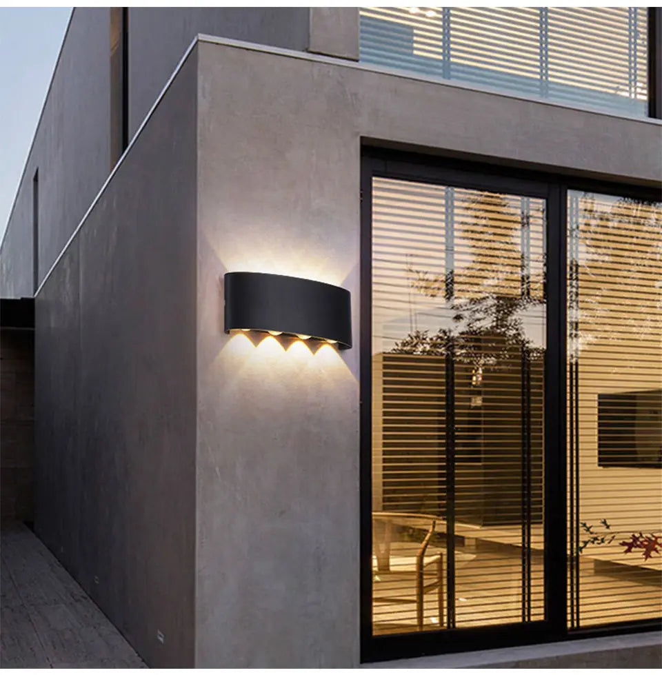 Smart RGB Outdoor Wall Light,2700K-6500K